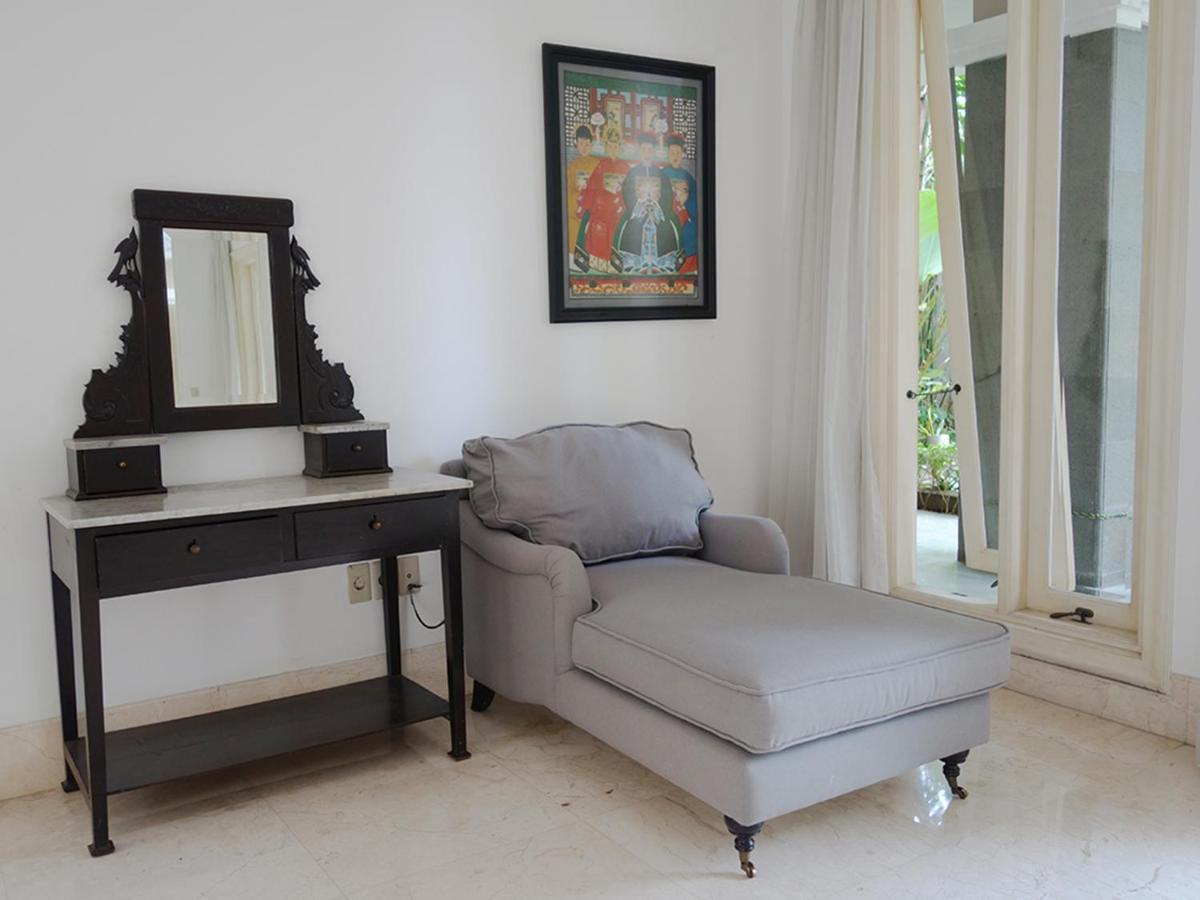 Saffron Suites Syariah Giacarta Esterno foto